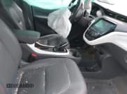 ✅ 2020 Chevrolet Bolt EV Premier • VIN: 1G1FZ6S09L4141462 • Lot: 41948078. Wystawiony na IAAI z przebiegiem 48 187 mil. Bezpłatny archiwum sprzedaży aukcyjnych z USA i szczegółowy raport historii pojazdu na DreamBid. Zdjęcie 5.