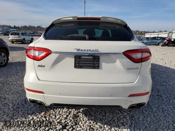 ✅ 2018 Maserati Levante S GranSport • VIN: ZN661YUS0JX269737 • Lot: 82872953. Wystawiony na Copart z przebiegiem 98 866 mil. Bezpłatny archiwum sprzedaży aukcyjnych z USA i szczegółowy raport historii pojazdu na DreamBid. Zdjęcie 6.