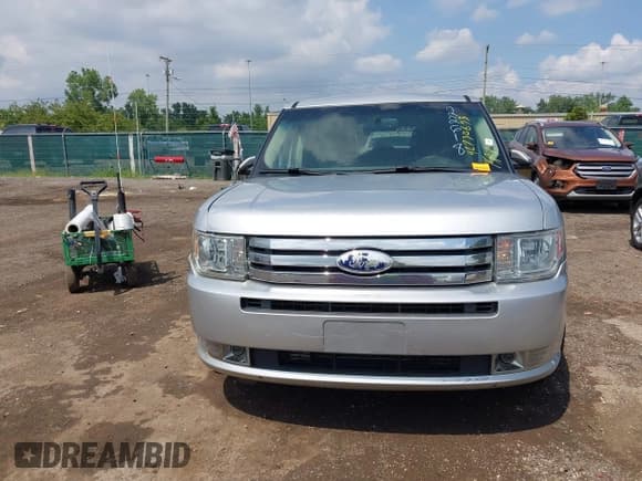 ✅ 2012 Ford Flex SEL • VIN: 2FMHK6CC1CBD22618 • Lot: 42730693. Wystawiony na IAAI z przebiegiem 199 814 mil. Bezpłatny archiwum sprzedaży aukcyjnych z USA i szczegółowy raport historii pojazdu na DreamBid. Zdjęcie 12.