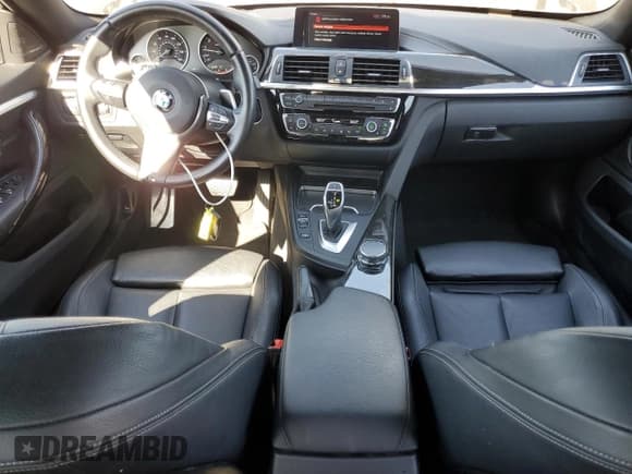 ✅ 2018 BMW 4 Series 440i • VIN: WBA4J5C54JBF07685 • Lot: 71122785. Wystawiony na Copart z przebiegiem 37 871 mil. Bezpłatny archiwum sprzedaży aukcyjnych z USA i szczegółowy raport historii pojazdu na DreamBid. Zdjęcie 8.