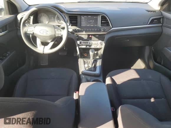 2020 Hyundai Elantra SEL с VIN 5NPD84LF2LH621572, выставлен на аукционе Copart как лот 90436605 с пробегом 65 701 миль миль и Списание • Salvage title. История ставок и продаж доступна на DreamBid. Изображение 8.