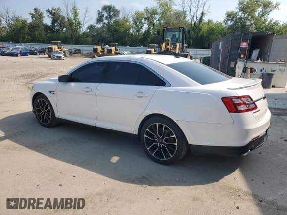 ✅ 2017 Ford Taurus Limited • VIN: 1FAHP2J8XHG131086 • Лот: 67208525. Опубликован ранее на Copart с пробегом 116 674 миль. Бесплатный доступ к архиву аукционных продаж из США и подробный отчёт об истории автомобиля на DreamBid. Изображение 2.