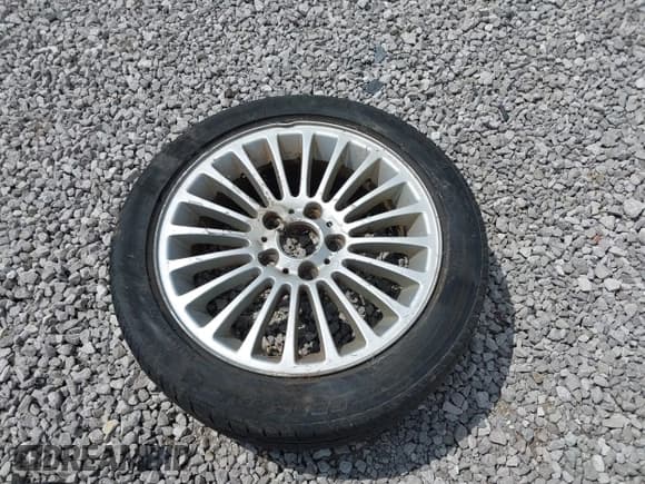 ✅ 2001 BMW 3 Series 325i • VIN: WBAAV334X1EE25753 • Lot: 42725715. Wystawiony na IAAI z przebiegiem 196 189 mil. Bezpłatny archiwum sprzedaży aukcyjnych z USA i szczegółowy raport historii pojazdu na DreamBid. Zdjęcie 12.