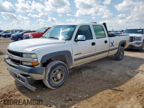 ✅ 2001 Chevrolet Silverado 2500HD LS • VIN: 1GCHK23U11F109606 • Lot: 66388275. Wystawiony na Copart z przebiegiem 189 342 mil. Bezpłatny archiwum sprzedaży aukcyjnych z USA i szczegółowy raport historii pojazdu na DreamBid. Zdjęcie 1.