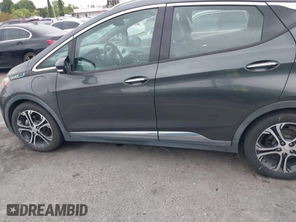 ✅ 2017 Chevrolet Bolt EV Premier • VIN: 1G1FX6S02H4156141 • Lot: 42177415. Wystawiony na IAAI z przebiegiem 91 858 mil. Bezpłatny archiwum sprzedaży aukcyjnych z USA i szczegółowy raport historii pojazdu na DreamBid. Zdjęcie 14.