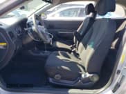 ✅ 2009 Hyundai Accent GS • VIN: KMHCM36C79U138575 • Лот: 84355845. Опубликован ранее на Copart с пробегом 169 131 миль. Бесплатный доступ к архиву аукционных продаж из США и подробный отчёт об истории автомобиля на DreamBid. Изображение 7.