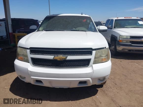✅ 2007 Chevrolet Suburban LTZ • VIN: 3GNFC16047G201752 • Lot: 42028735. Listed on IAAI with 193,073 mi. Free auction sales archive from the USA and detailed vehicle history report at DreamBid. Image 6.