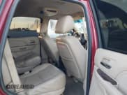 ✅ 2012 Cadillac Escalade Luxury • VIN: 1GYS4BEF2CR314393 • Lot: 43670582. Wystawiony na IAAI z przebiegiem 222 988 mil. Bezpłatny archiwum sprzedaży aukcyjnych z USA i szczegółowy raport historii pojazdu na DreamBid. Zdjęcie 8.