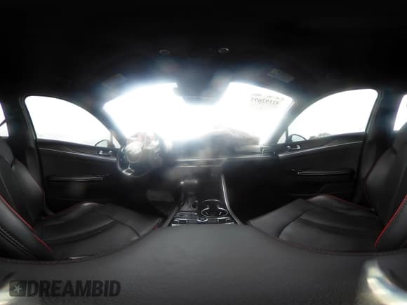 ✅ 2021 Kia K5 GT • VIN: 5XXG44J80MG079284 • Lot: 42192695. Listed on IAAI with 33,891 mi. Free auction sales archive from the USA and detailed vehicle history report at DreamBid. Image 18.