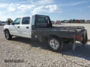 ✅ 2006 Chevrolet Silverado 2500HD LT2 • VIN: 1GCHK23D16F165942 • Lot: 64203524. Wystawiony na Copart z przebiegiem 334 166 mil. Bezpłatny archiwum sprzedaży aukcyjnych z USA i szczegółowy raport historii pojazdu na DreamBid. Zdjęcie 2.
