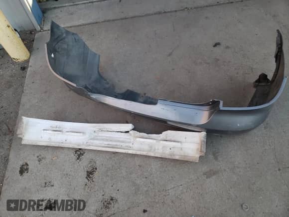 2007 Chevrolet Aveo LS z VIN KL1TD56677B075195, wystawiony jako Copart lot #84818114 z przebiegiem 98 549 mil mil oraz Szkoda całkowita • Salvage title. Historia ofert i sprzedaży dostępna na DreamBid. Obrazek 12.