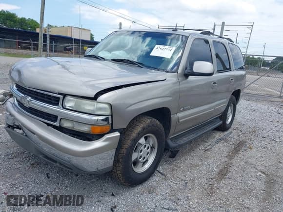 ✅ 2003 Chevrolet Tahoe LS • VIN: 1GNEC13Z93R191440 • Lot: 42627274. Listed on IAAI with 272,039 mi. Free auction sales archive from the USA and detailed vehicle history report at DreamBid. Image 2.