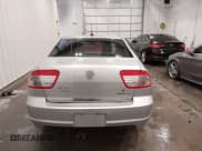 ✅ 2009 Mercury Milan Premier • VIN: 3MEHM08Z29R610729 • Lot: 42116324. Listed on IAAI with Not provided. Free auction sales archive from the USA and detailed vehicle history report at DreamBid. Image 15.