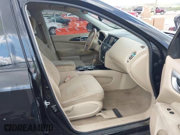 ✅ 2015 Nissan Pathfinder SL • VIN: 5N1AR2MM8FC694135 • Lot: 42904639. Listed on IAAI with 211,648 mi. Free auction sales archive from the USA and detailed vehicle history report at DreamBid. Image 5.