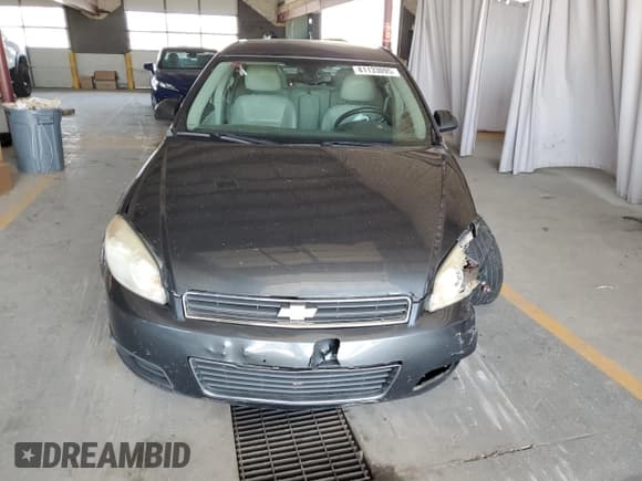 ✅ 2011 Chevrolet Impala LT Fleet • VIN: 2G1WG5EK8B1116673 • Lot: 81133095. Listed on Copart with 190,114 mi. Free auction sales archive from the USA and detailed vehicle history report at DreamBid. Image 5.