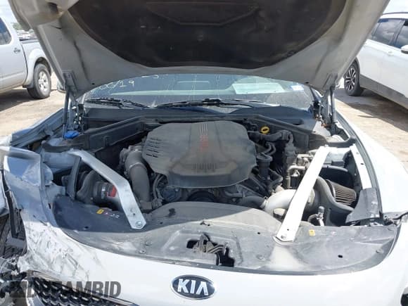 ✅ 2019 Kia Stinger GT1 • VIN: KNAE45LC4K6042715 • Lot: 42575054. Wystawiony na IAAI z przebiegiem 91 251 mil. Bezpłatny archiwum sprzedaży aukcyjnych z USA i szczegółowy raport historii pojazdu na DreamBid. Zdjęcie 10.