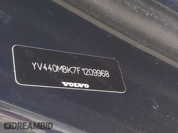 ✅ 2015 Volvo XC70 T5 Drive-E Premier • VIN: YV440MBK7F1209968 • Lot: 41914571. Wystawiony na IAAI z przebiegiem 69 668 mil. Bezpłatny archiwum sprzedaży aukcyjnych z USA i szczegółowy raport historii pojazdu na DreamBid. Zdjęcie 9.