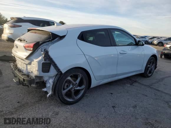 2019 Hyundai Veloster 2.0 z VIN KMHTG6AF6KU019982, wystawiony jako Copart lot #88219405 z przebiegiem 56 849 mil mil oraz Szkoda całkowita • Salvage title. Historia ofert i sprzedaży dostępna na DreamBid. Obrazek 3.