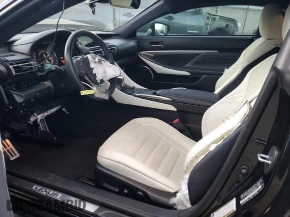 ✅ 2020 Lexus RC 350 F Sport • VIN: JTHGZ5BC7L5022883 • Lot: 86223194. Listed on Copart with 33,305 mi. Free auction sales archive from the USA and detailed vehicle history report at DreamBid. Image 7.