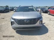 ✅ 2023 Hyundai Tucson SEL • VIN: 5NMJBCAEXPH280756 • Lot: 70143614. Wystawiony na Copart z przebiegiem 18 876 mil. Bezpłatny archiwum sprzedaży aukcyjnych z USA i szczegółowy raport historii pojazdu na DreamBid. Zdjęcie 5.