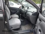 ✅ 2005 Toyota ECHO • VIN: JTDBT123050369364 • Lot: 42972619. Wystawiony na IAAI z przebiegiem 115 195 mil. Bezpłatny archiwum sprzedaży aukcyjnych z USA i szczegółowy raport historii pojazdu na DreamBid. Zdjęcie 5.