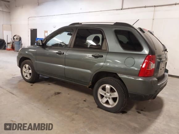 ✅ 2010 Kia Sportage LX • VIN: KNDKGCA38A7669401 • Lot: 43735724. Wystawiony na IAAI z przebiegiem 151 886 mil. Bezpłatny archiwum sprzedaży aukcyjnych z USA i szczegółowy raport historii pojazdu na DreamBid. Zdjęcie 3.