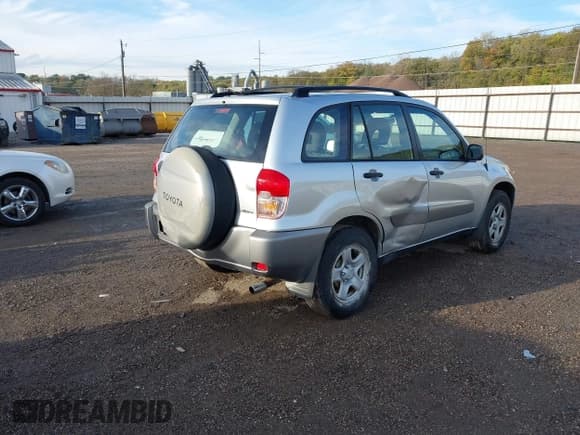✅ 2002 Toyota RAV4 • VIN: JTEHH20V726068729 • Lot: 43564917. Wystawiony na IAAI z przebiegiem 137 655 mil. Bezpłatny archiwum sprzedaży aukcyjnych z USA i szczegółowy raport historii pojazdu na DreamBid. Zdjęcie 4.
