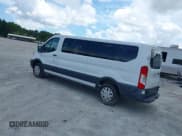 ✅ 2017 Ford Transit XL • VIN: 1FBZX2ZM7HKB07622 • Lot: 42616664. Wystawiony na IAAI z przebiegiem 15 868 mil. Bezpłatny archiwum sprzedaży aukcyjnych z USA i szczegółowy raport historii pojazdu na DreamBid. Zdjęcie 3.