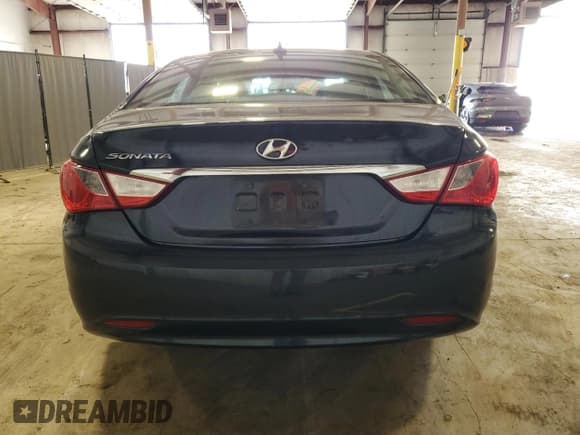 ✅ 2011 Hyundai Sonata GLS • VIN: 5NPEB4ACXBH043024 • Lot: 73414714. Listed on Copart with 82,067 mi. Free auction sales archive from the USA and detailed vehicle history report at DreamBid. Image 6.