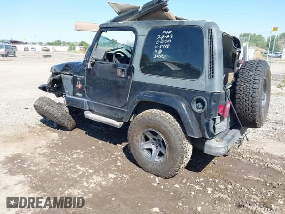 ✅ 2000 Jeep Wrangler Sahara • VIN: 1J4FA59SXYP788498 • Лот: 42743906. Опубликован ранее на IAAI с пробегом 234 406 миль. Бесплатный доступ к архиву аукционных продаж из США и подробный отчёт об истории автомобиля на DreamBid. Изображение 3.