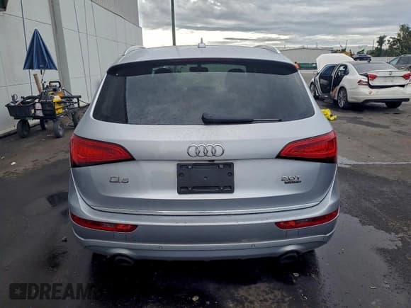 ✅ 2015 Audi Q5 Premium Plus • VIN: WA1LFAFPXFA127518 • Lot: 95275455. Listed on Copart with 129,503 mi. Free auction sales archive from the USA and detailed vehicle history report at DreamBid. Image 6.