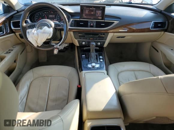 ✅ 2017 Audi A7 Premium Plus • VIN: WAUW2AFCXHN122503 • Lot: 80811695. Wystawiony na Copart z przebiegiem 113 344 mil. Bezpłatny archiwum sprzedaży aukcyjnych z USA i szczegółowy raport historii pojazdu na DreamBid. Zdjęcie 8.