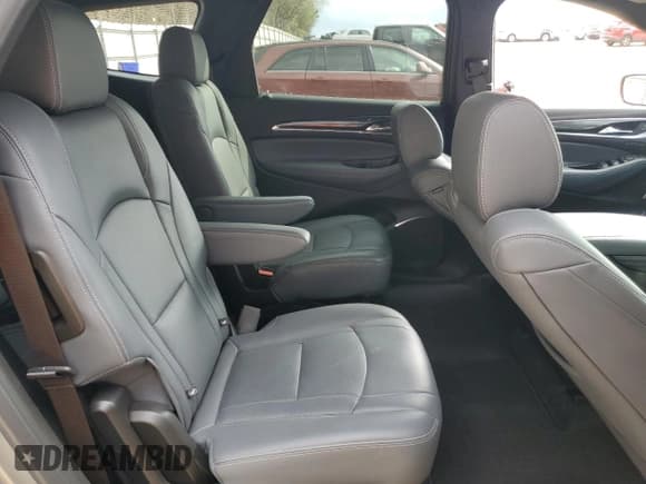 ✅ 2023 Buick Enclave Premium • VIN: 5GAERCKW2PJ250537 • Лот: 47773665. Опубликован ранее на Copart с пробегом 23 397 миль. Бесплатный доступ к архиву аукционных продаж из США и подробный отчёт об истории автомобиля на DreamBid. Изображение 12.