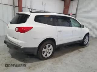 ✅ 2009 Chevrolet Traverse 2LT • VIN: 1GNER23D09S140242 • Lot: 72416914. Wystawiony na Copart z przebiegiem 234 658 mil. Bezpłatny archiwum sprzedaży aukcyjnych z USA i szczegółowy raport historii pojazdu na DreamBid. Zdjęcie 3.