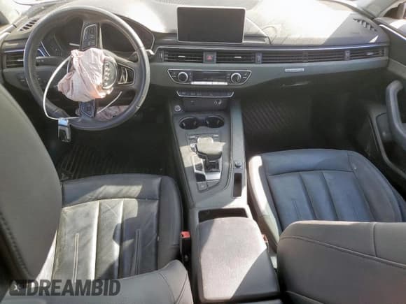 ✅ 2018 Audi A4 Premium Plus • VIN: WAUENAF42JA093281 • Lot: 92899655. Wystawiony na Copart z przebiegiem Nie podano. Bezpłatny archiwum sprzedaży aukcyjnych z USA i szczegółowy raport historii pojazdu na DreamBid. Zdjęcie 8.