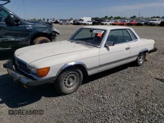 ✅ 1977 Mercedes-Benz SLC • VIN: 10702412016892 • Lot: 51604935. Listed on Copart with 18,093 mi. Free auction sales archive from the USA and detailed vehicle history report at DreamBid. Image 1.