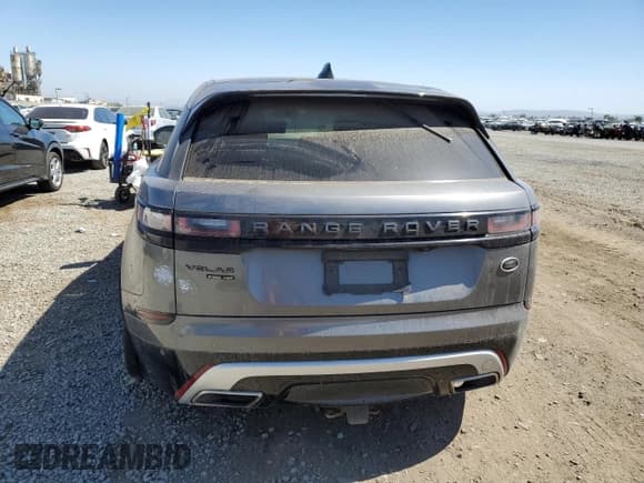 ✅ 2018 Land Rover Range Rover Velar R-Dynamic HSE • VIN: SALYM2RV1JA702267 • Lot: 61052285. Listed on Copart with Not provided. Free auction sales archive from the USA and detailed vehicle history report at DreamBid. Image 6.