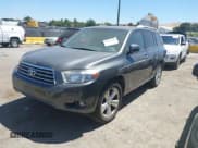 ✅ 2010 Toyota Highlander Limited • VIN: 5TDDK3EH4AS026899 • Lot: 42959400. Listed on IAAI with Not provided. Free auction sales archive from the USA and detailed vehicle history report at DreamBid. Image 17.