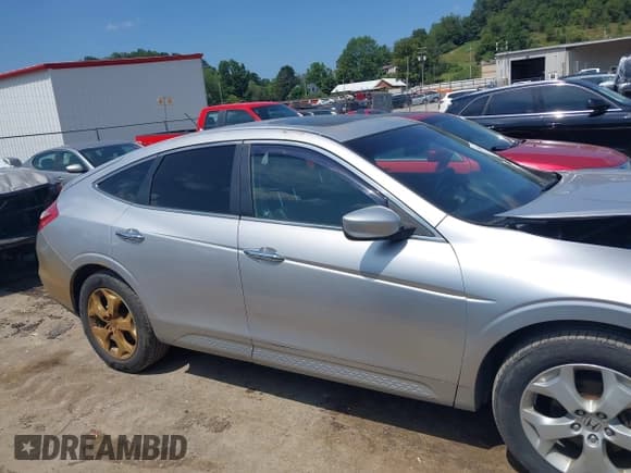 ✅ 2012 Honda Crosstour EX-L • VIN: 5J6TF2H50CL000097 • Лот: 42950147. Опубликован ранее на IAAI с пробегом 260 421 миль. Бесплатный доступ к архиву аукционных продаж из США и подробный отчёт об истории автомобиля на DreamBid. Изображение 14.