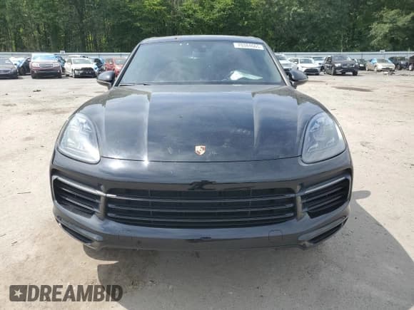 ✅ 2019 Porsche Cayenne S • VIN: WP1AB2AY2KDA62640 • Lot: 70384665. Wystawiony na Copart z przebiegiem 65 213 mil. Bezpłatny archiwum sprzedaży aukcyjnych z USA i szczegółowy raport historii pojazdu na DreamBid. Zdjęcie 5.