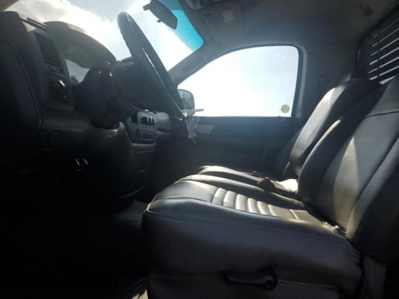 ✅ 2009 Dodge 2500 SLT • VIN: 3D7KR26T19G508813 • Лот: 57350415. Опубликован ранее на Copart с пробегом 157 900 миль. Бесплатный доступ к архиву аукционных продаж из США и подробный отчёт об истории автомобиля на DreamBid. Изображение 7.