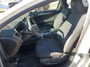 ✅ 2017 Ford Fusion SE • VIN: 3FA6P0H74HR125589 • Lot: 92081595. Listed on Copart with 184,298 mi. Free auction sales archive from the USA and detailed vehicle history report at DreamBid. Image 7.