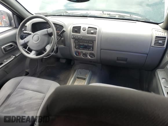 ✅ 2004 Chevrolet Colorado LS Z71 • VIN: 1GCDT196048138683 • Лот: 57765485. Опубликован ранее на Copart с пробегом 122 576 миль. Бесплатный доступ к архиву аукционных продаж из США и подробный отчёт об истории автомобиля на DreamBid. Изображение 8.