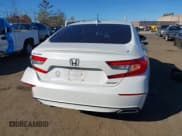 ✅ 2020 Honda Accord Sport • VIN: 1HGCV1F35LA126232 • Lot: 43615520. Wystawiony na IAAI z przebiegiem 26 317 mil. Bezpłatny archiwum sprzedaży aukcyjnych z USA i szczegółowy raport historii pojazdu na DreamBid. Zdjęcie 16.