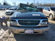 ✅ 2001 Ford Explorer Eddie Bauer • VIN: 1FMZU74E61UB05545 • Lot: 42649494. Wystawiony na Copart z przebiegiem 136 242 mil. Bezpłatny archiwum sprzedaży aukcyjnych z USA i szczegółowy raport historii pojazdu na DreamBid. Zdjęcie 5.