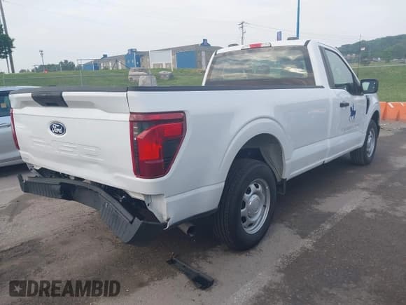 ✅ 2024 Ford F-150 XL • VIN: 1FTMF1KP3RKF57535 • Лот: 42477026. Опубликован ранее на IAAI с пробегом 1 781 миль. Бесплатный доступ к архиву аукционных продаж из США и подробный отчёт об истории автомобиля на DreamBid. Изображение 4.