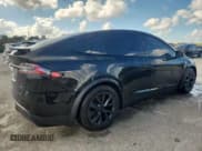 ✅ 2022 Tesla Model X Plaid • VIN: 7SAXCBE67NF329708 • Лот: 92099555. Опубликован ранее на Copart с пробегом 70 660 миль. Бесплатный доступ к архиву аукционных продаж из США и подробный отчёт об истории автомобиля на DreamBid. Изображение 3.