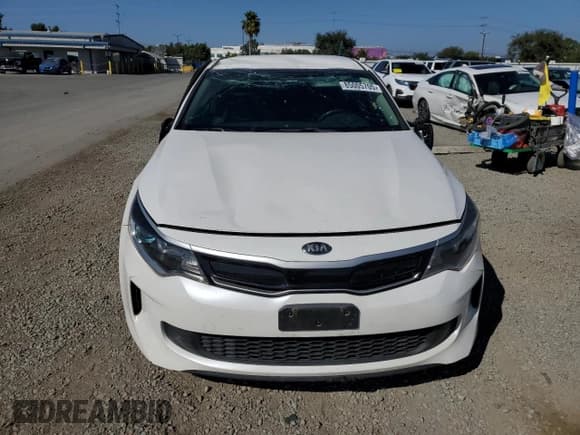✅ 2017 Kia Optima • VIN: KNAGT4LE5H5011172 • Lot: 85005705. Wystawiony na Copart z przebiegiem 139 957 mil. Bezpłatny archiwum sprzedaży aukcyjnych z USA i szczegółowy raport historii pojazdu na DreamBid. Zdjęcie 5.