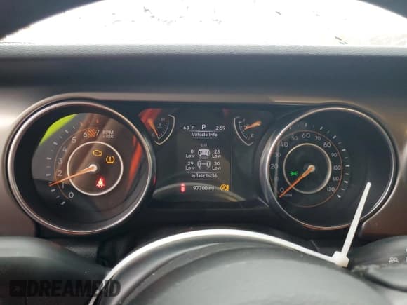 ✅ 2020 Jeep Wrangler Unlimited Willys • VIN: 1C4HJXDN3LW129737 • Lot: 80152464. Listed on Copart with 97,700 mi. Free auction sales archive from the USA and detailed vehicle history report at DreamBid. Image 9.