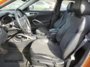 ✅ 2012 Hyundai Veloster w/Red Int • VIN: KMHTC6AD7CU047673 • Lot: 78368694. Wystawiony na Copart z przebiegiem 94 652 mil. Bezpłatny archiwum sprzedaży aukcyjnych z USA i szczegółowy raport historii pojazdu na DreamBid. Zdjęcie 7.